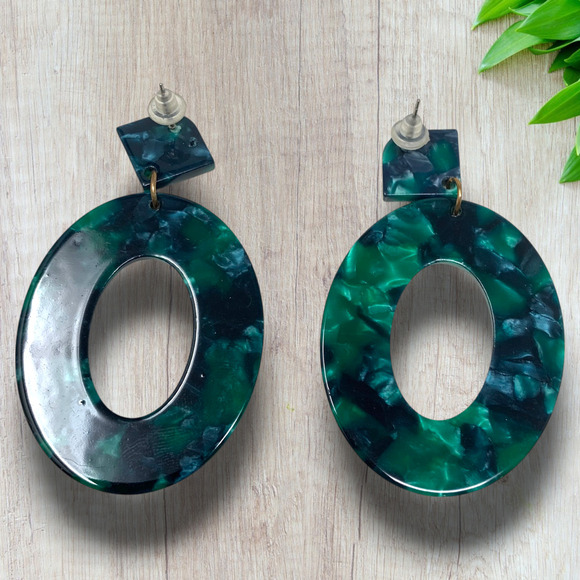 Vintage Y2K Oversized Green Marbled Acrylic Dangle Earrings Pierced Avant Garde - Picture 2 of 5